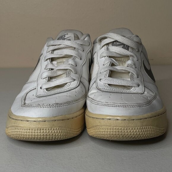 Nike Air Force 1 White Chrome Cream Sneakers Size 6 Youth EU 38.5 - Picture 6 of 16
